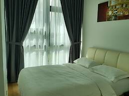 Kardean Intl at Vogue Suite