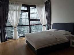 Kardean Intl at Vogue Suite