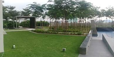 Kardean Intl at Vogue Suite