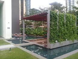 Kardean Intl at Vogue Suite