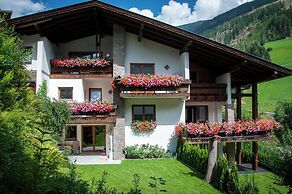 Edelberg Apartments