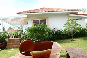 Keawanongburi Resort