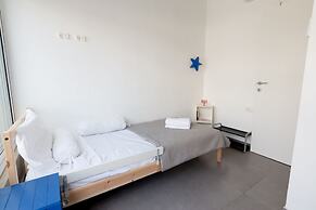 Bright 2 BR in Hype Neighborhood by FeelHome