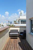 Penthouse with Panoramic View by FeelHome