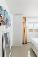 Penthouse with Panoramic View by FeelHome