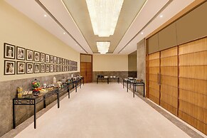 Lemon Tree Hotel, Sector 68, Sohna Road, Gurugram