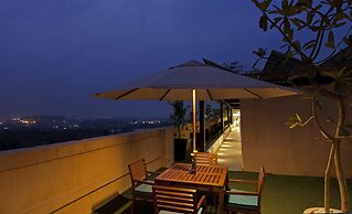 Lemon Tree Hotel, Sector 68, Sohna Road, Gurugram