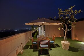 Lemon Tree Hotel, Sector 68, Sohna Road, Gurugram