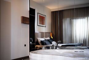 Mari Suites Hotel