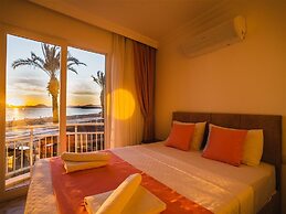 Sunset Beach Club Villas