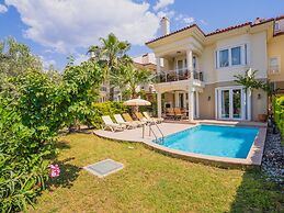 Sunset Beach Club Villas