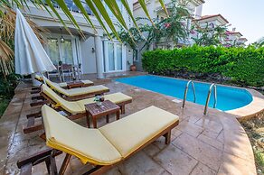 Sunset Beach Club Villas