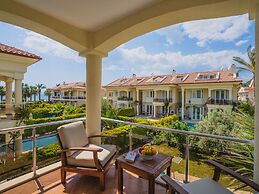 Sunset Beach Club Villas