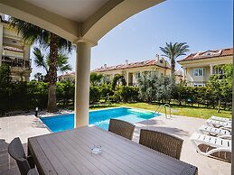 Sunset Beach Club Villas