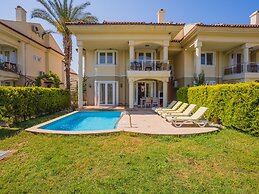 Sunset Beach Club Villas