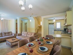 Sunset Beach Club Villas