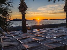 Sunset Beach Club Villas