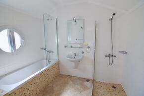 Sunset Beach Club Villas