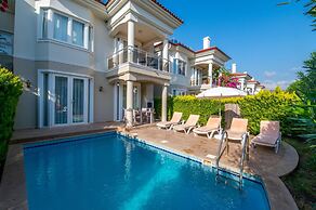 Sunset Beach Club Villas