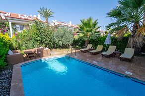 Sunset Beach Club Villas