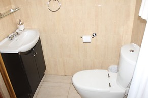 Jesiwa B's Little Palace