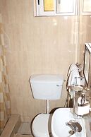 Jesiwa B's Little Palace