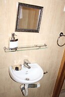 Jesiwa B's Little Palace