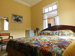 Jesiwa B's Little Palace