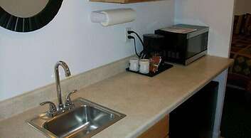 Terrace Lakes Resort