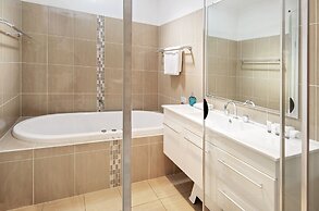 The Elements East - Jindabyne