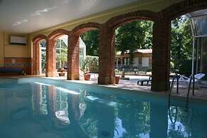 Chateau La Grange fort