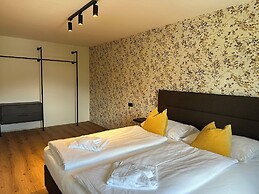 Tevini Alpine Apartments by we rent