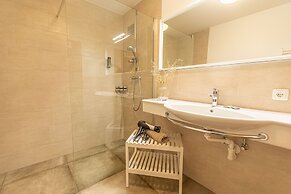 Tevini Alpine Apartments by we rent