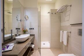 Welldone Cathedral Suites