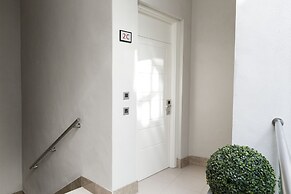 Welldone Cathedral Suites