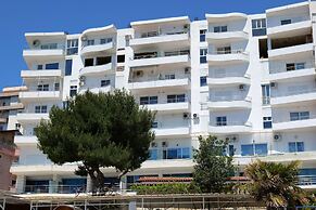 Oceanic Overview Suites