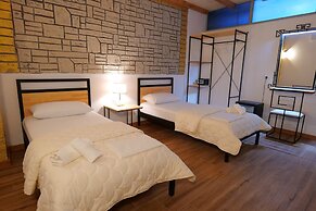 Oceanic Overview Suites