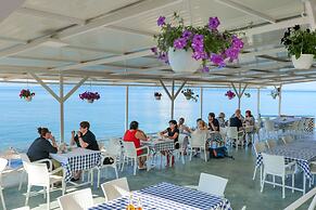 Oceanic Overview Suites