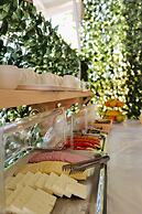 Oceanic Overview Suites