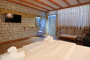 Oceanic Overview Suites