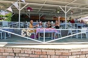 Oceanic Overview Suites