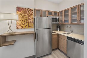 Staybridge Suites Florence - Civic Center by IHG