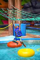Splash Universe Resort