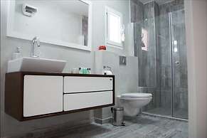 The Seasons Beach Apartment 2