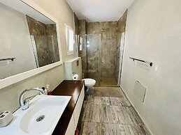 Royal Lea Apartments