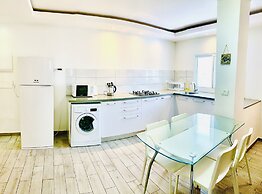 Royal Lea Apartments