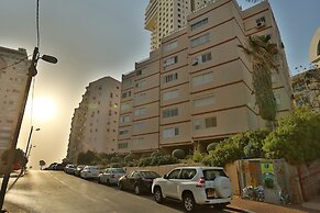 Royal Lea Apartments