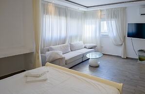 Royal Lea Apartments