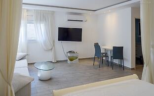 Royal Lea Apartments