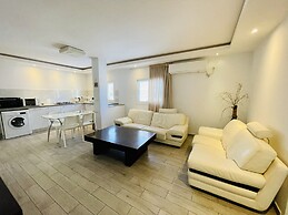 Royal Lea Apartments
